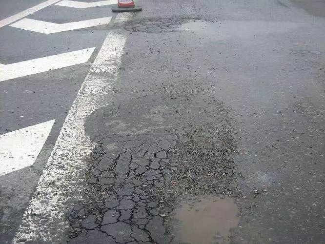 瀝青路面的水損害破壞 瀝青路面的水損害破壞